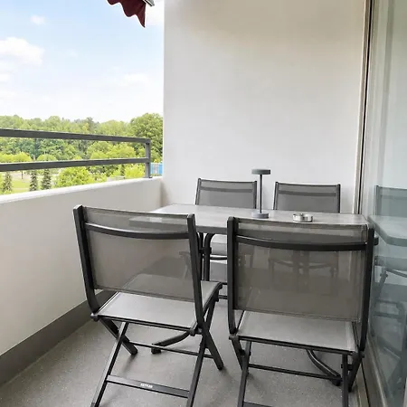 Ypsilon Mit Malerischem Ausblick Apartman *